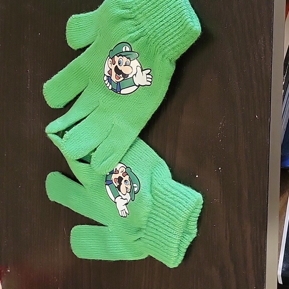 Super Mario Bros Luigi gloves